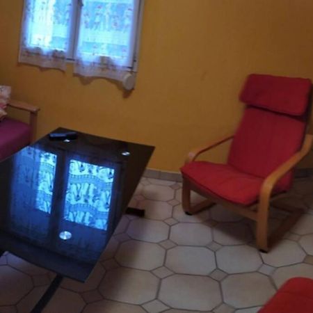 Chez Fabienne T3 Apartment Le Breuil-sur-Couze Luaran gambar
